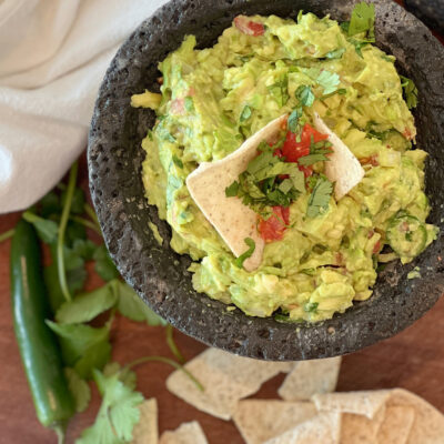 healthy guacamole for anti-inflammatory diet